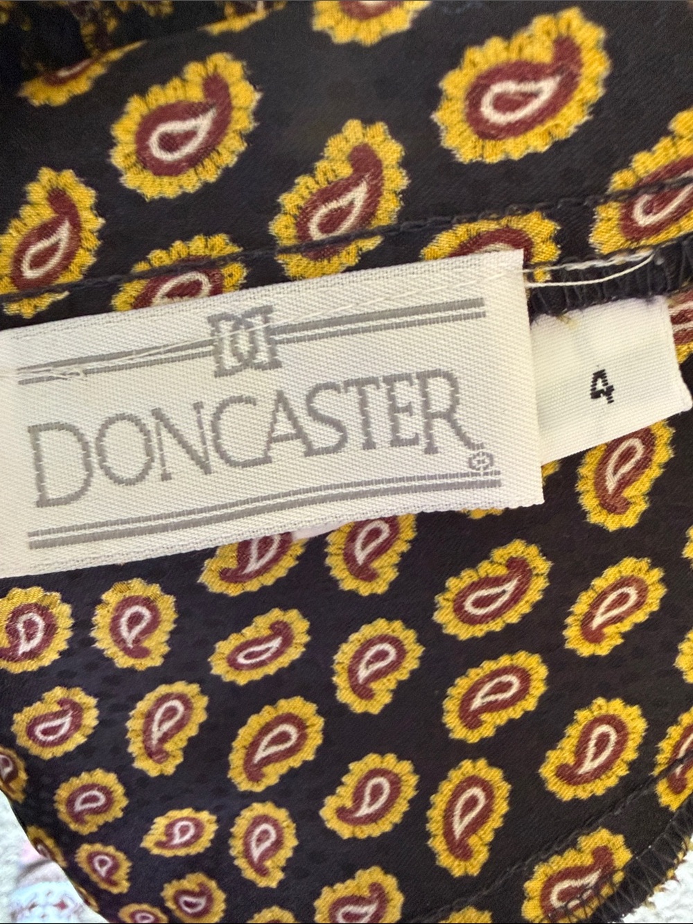 Doncaster Vintage Midi Skirt Black with Gold Paisley Motif Print Size 4